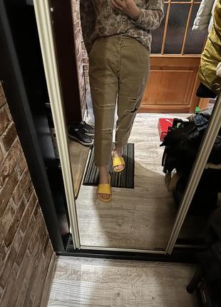 Джинси bershka (mom jeans)