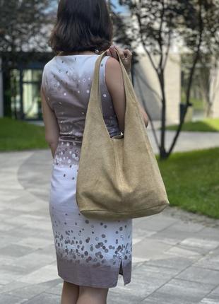 Замшевая темно-бежевая сумка шоппер monica, италия, цвета в ассортименте