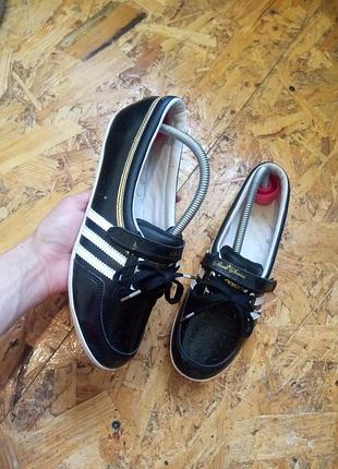 Adidas concord round