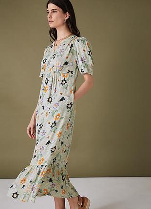 Многоярусное чайное платье миди с v-образным вырезом и принтом m&s  вискоза