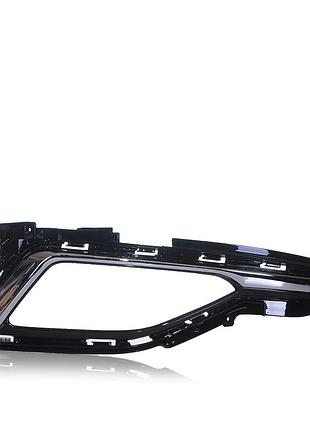 Накладка на протитуманку права з хромом для hyundai sonata 15-17 (86522c1210pcr)