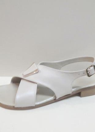 Босоніжки 43-44 р шкіра