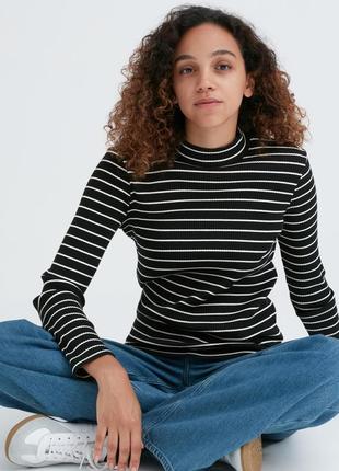 Водолазка светр джемпер в рубчик uniqlo