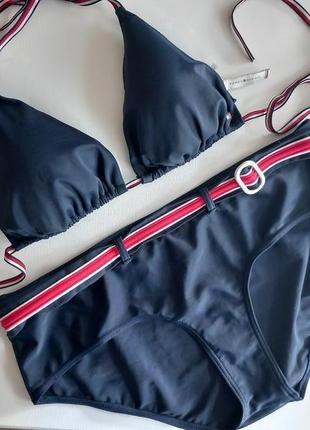 Tommy hilfiger модный фирменный спортивный раздельный купальник треугольные чашки на с-д