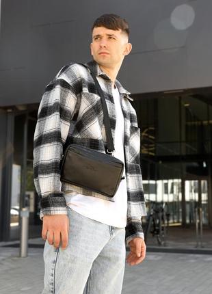 Чоловіча шкіряна сумка бананка sambag harvi чорна