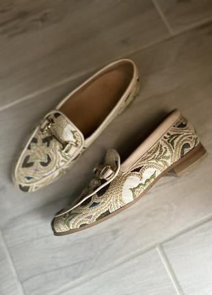 Лоферы walk london