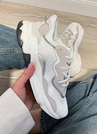 Кроссовки adidas ozweego