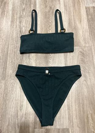 Смарагдовий купальник темний зелений з кільцями на високій талії топ бандо в смужку рубчик однотонний vero moda s