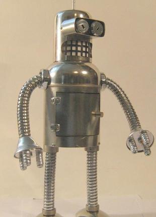 Сувенир-статуэтка из металла робот