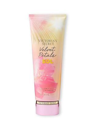 Victoria's secret velvet petals sol