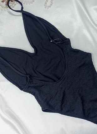 S / стильний суцільний чорний текстурований купальник zara7 фото