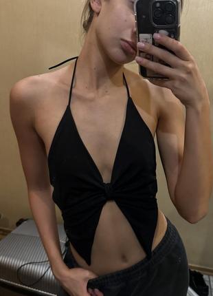 Топ-метелик чорного кольору bershka