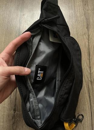 Бананка caterpillar, сумка на пояс caterpillar, состояние новой