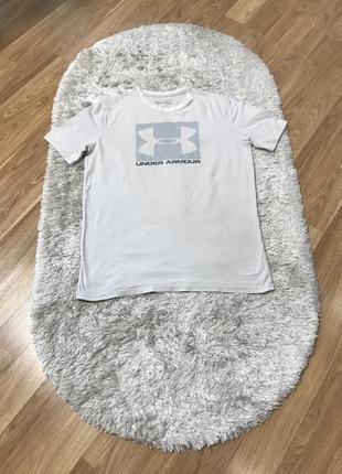 Футболка under armour
