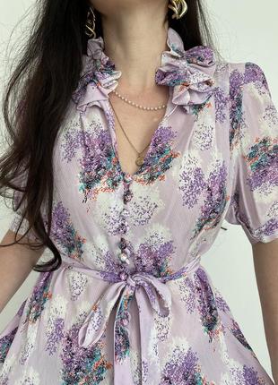 Винтажное платье в цветы миди