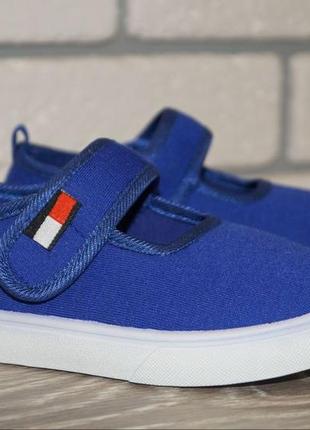 Дитячі тапочки на липучці2 фото