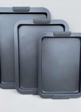 Набір дек для запікання з вуглецевої сталі із силіконовими ручками 3 шт a-plus 11421