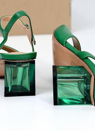 Босоніжки жіночі каблук зелені2 фото