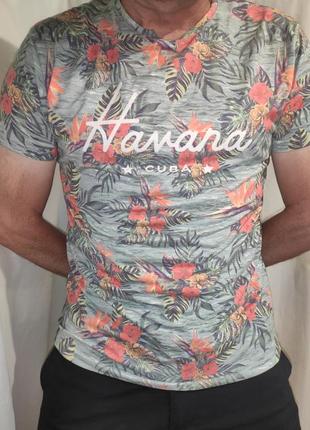 Стильная новая сток футболка бренд h&m.л