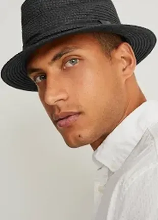 Синяя летняя шляпа