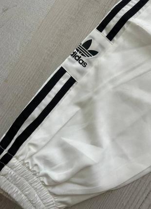 Стильная молодежная футболка свободного кроя6 фото