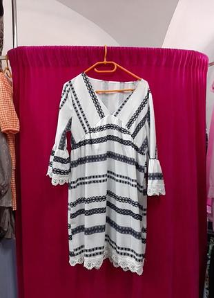 Плаття оверсайз