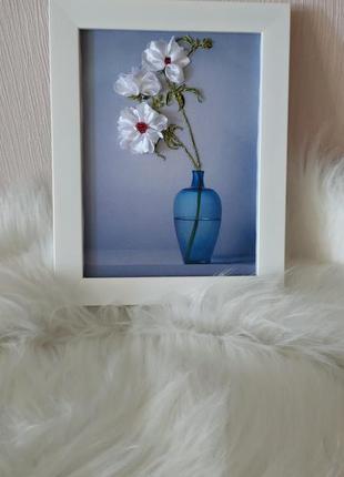 Картина вишита стрічками - квіти у вазі