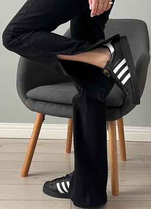 Женские кожаные кроссовки adidas superstar black white адидас суперстар черные