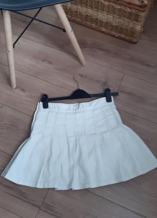 Котонова тенісна спідниця шорти молочна j.galt