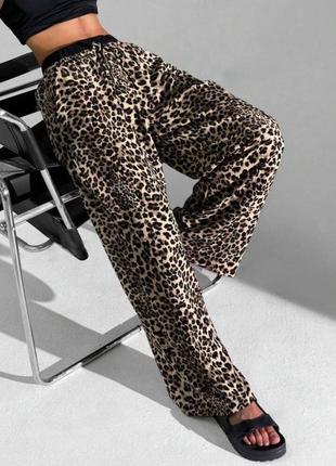 Боюки зі штапелю леопардовий принт штани5 фото