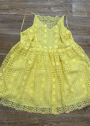 Шикарный жовтий сарафан з відкритою спинкою