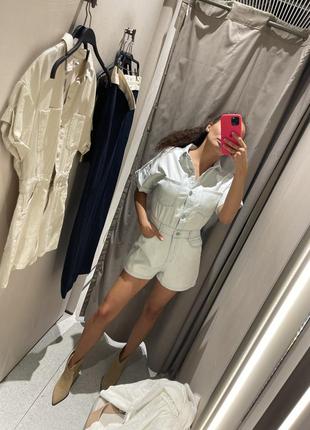 Джинсовый комбинезон zara с шортами