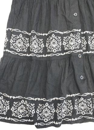 Короткое платье платье с вышивкой в цветочный принт на пуговках новое next l2 фото