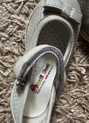 Детские кожаные туфельки для девочки