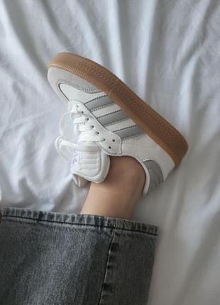 Жіночі кросівки сірі з білим adidas samba grey