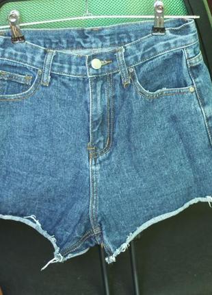 Женские джинсовые шорты