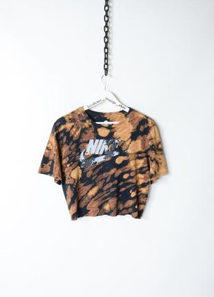 Женская эксклюзивная кастомная винтажная оверсайз кроп топ футболка nike tiedye. оригинал. american vintage crop top retro swoosh sport air