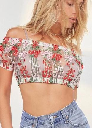 Прозрачный топ с вышивкой