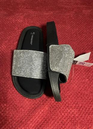 Красивые мягушки шлепки primark