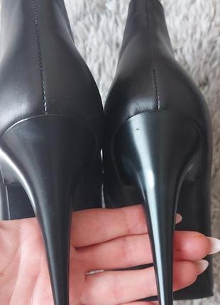 Шкіряні модні ботільйони