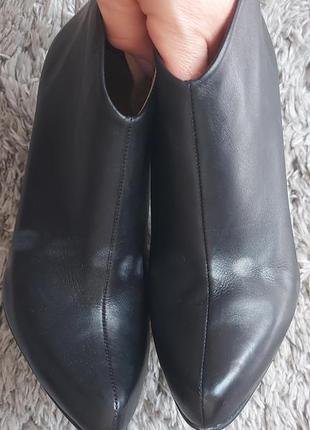 Шкіряні модні ботільйони