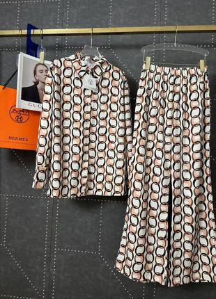 Шикарний брендовий брючний костюм в стилі hermes