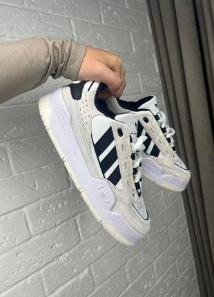 Женские кроссовки adidas archivo Messi Boots Pack