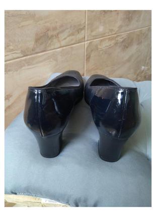Темно сині туфлі ara класиічні шкіряні р.5,5 євр6 фото