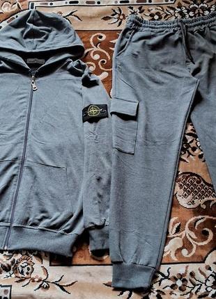 Спортивный костюм stone island,размер м,длина штанов 97см,ширина 26см,олимпийка длина 65см,ширина 53см,длина рукава от плеча 62см,длина от шеи 75.5см