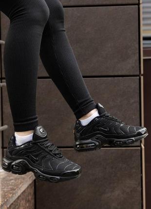 Женские кроссовки nike air max plus tn black7 фото