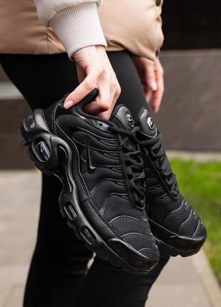 Женские кроссовки nike air max plus tn black2 фото