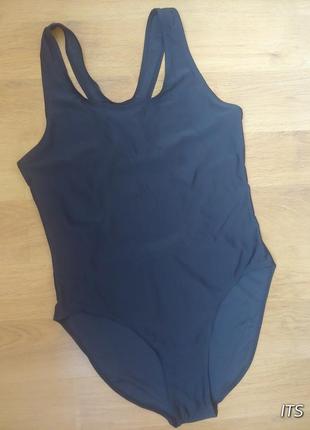 Чорний купальник без чашечок суцільний