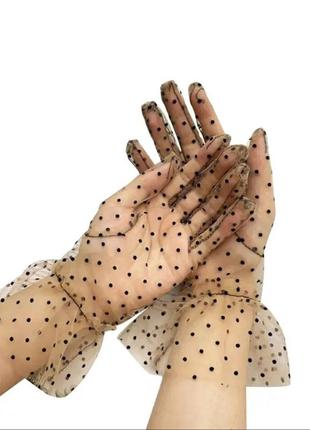 Фатиновые перчатки коричневые в горошек