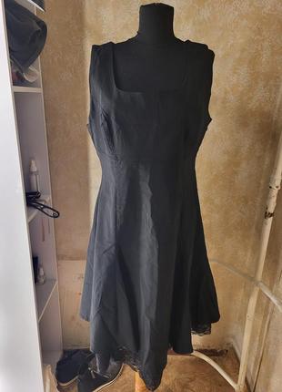 Платье сарафан черное 42 кружево приталенное клеш от греди талии солнуе полусолнце по фигуре без рукавов квадратный вырез1 фото